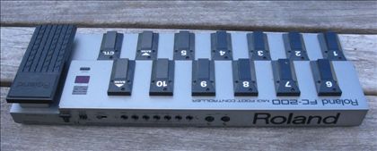 Roland-FC-200 MIDI pedals & FS5U, FS5L